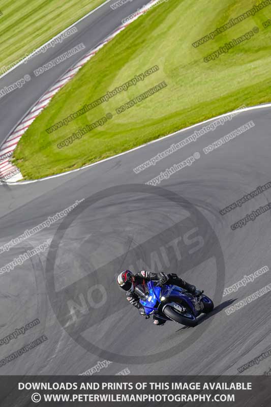 donington no limits trackday;donington park photographs;donington trackday photographs;no limits trackdays;peter wileman photography;trackday digital images;trackday photos